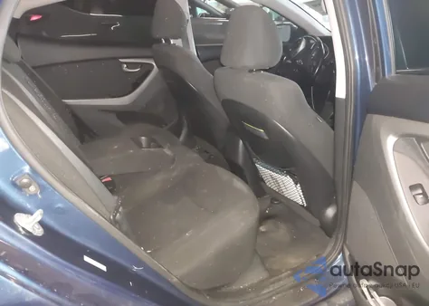 2016 Hyundai Elantra Value Edition z USA, uszkodzony, nr VIN KMHDH4AE1GU566906